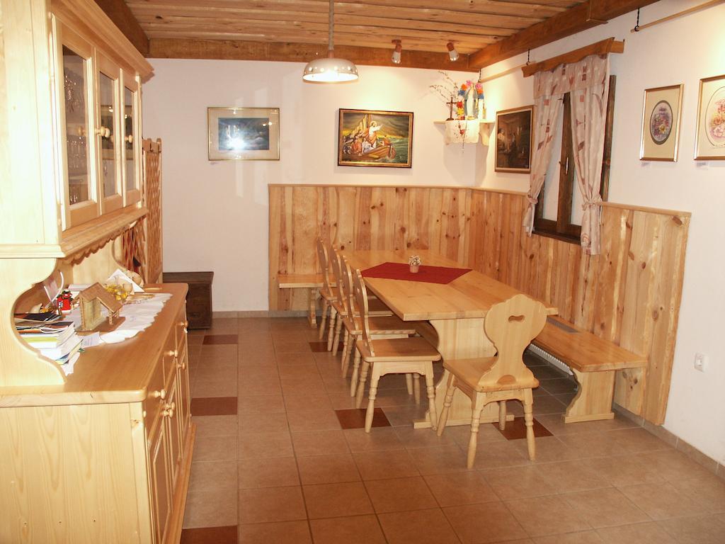 Pri Lazarju Farm Stay Podgrad Kültér fotó