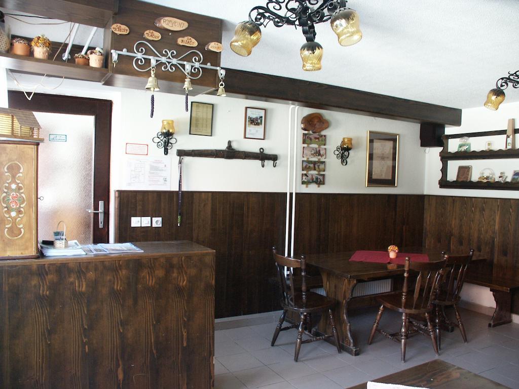 Pri Lazarju Farm Stay Podgrad Kültér fotó